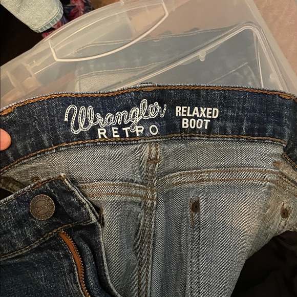 Wrangler Relaxed Fit Denim Jeans - Picture 5 of 5